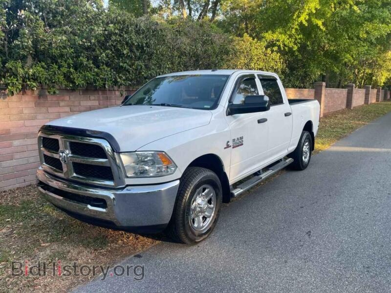 2017 RAM 2500 (VIN 3C6UR4CL7HG552839) — фото 2 из 10