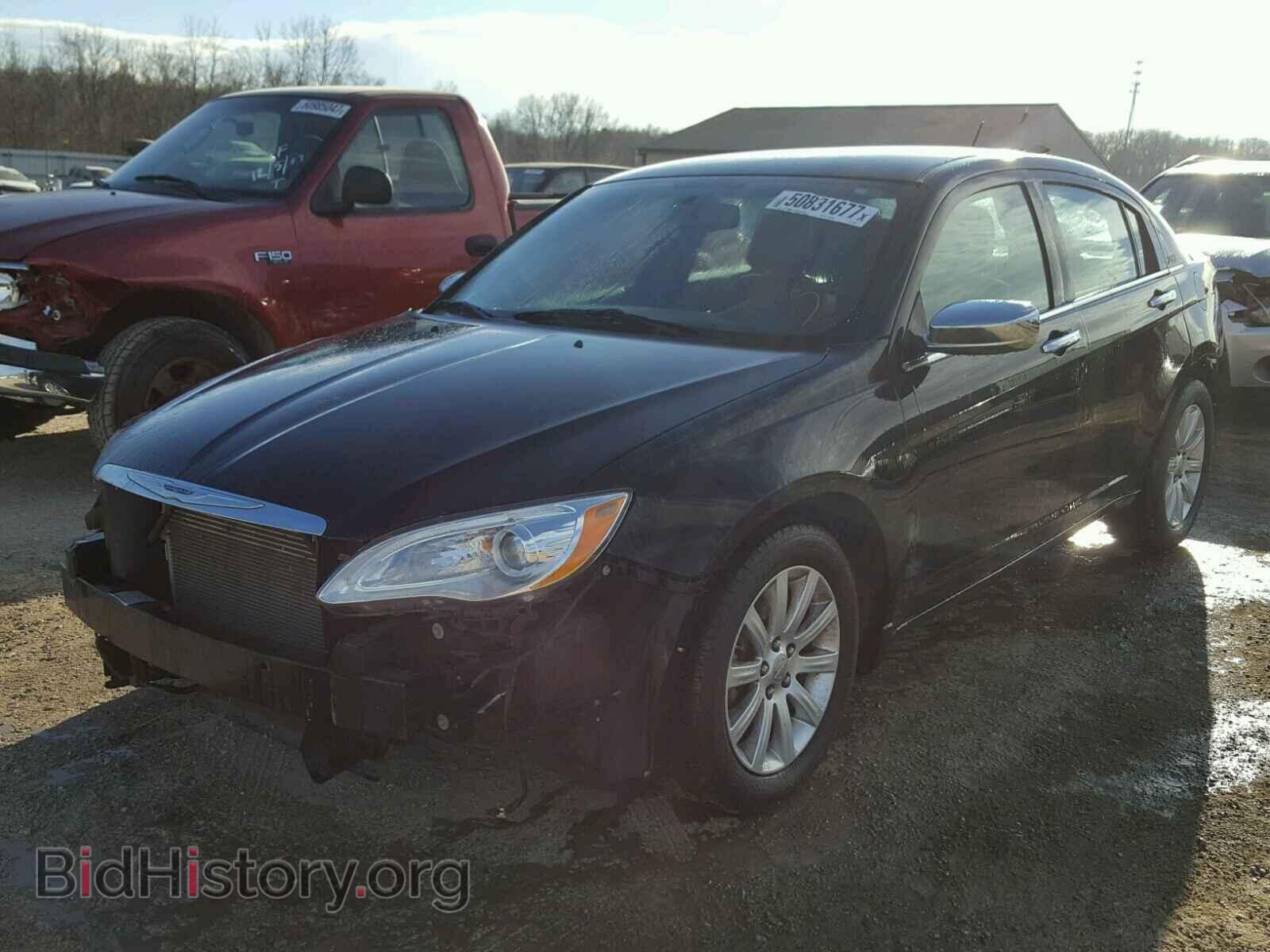 2014 CHRYSLER 200 - VIN: 1C3CCBCG8EN100063 - Фото 2