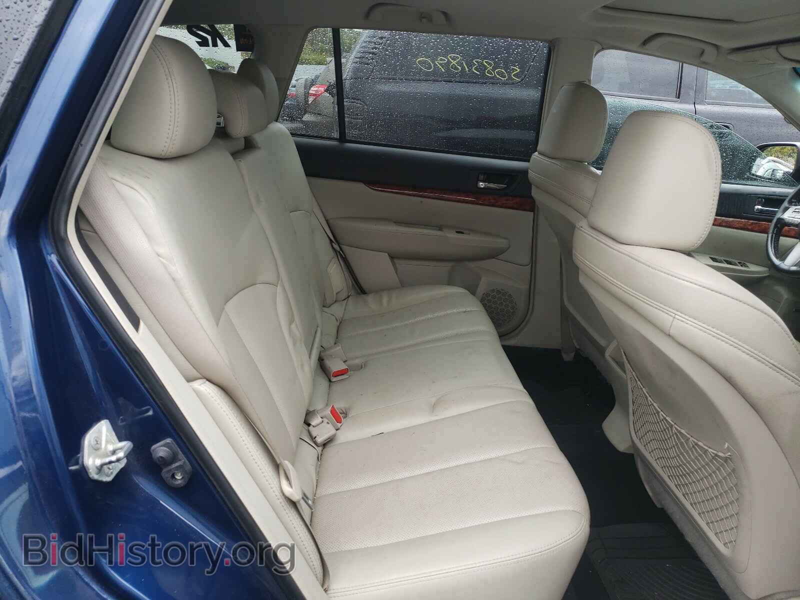2011 SUBARU OUTBACK - VIN: 4S4BRBLC6B3327872 - Photo 6