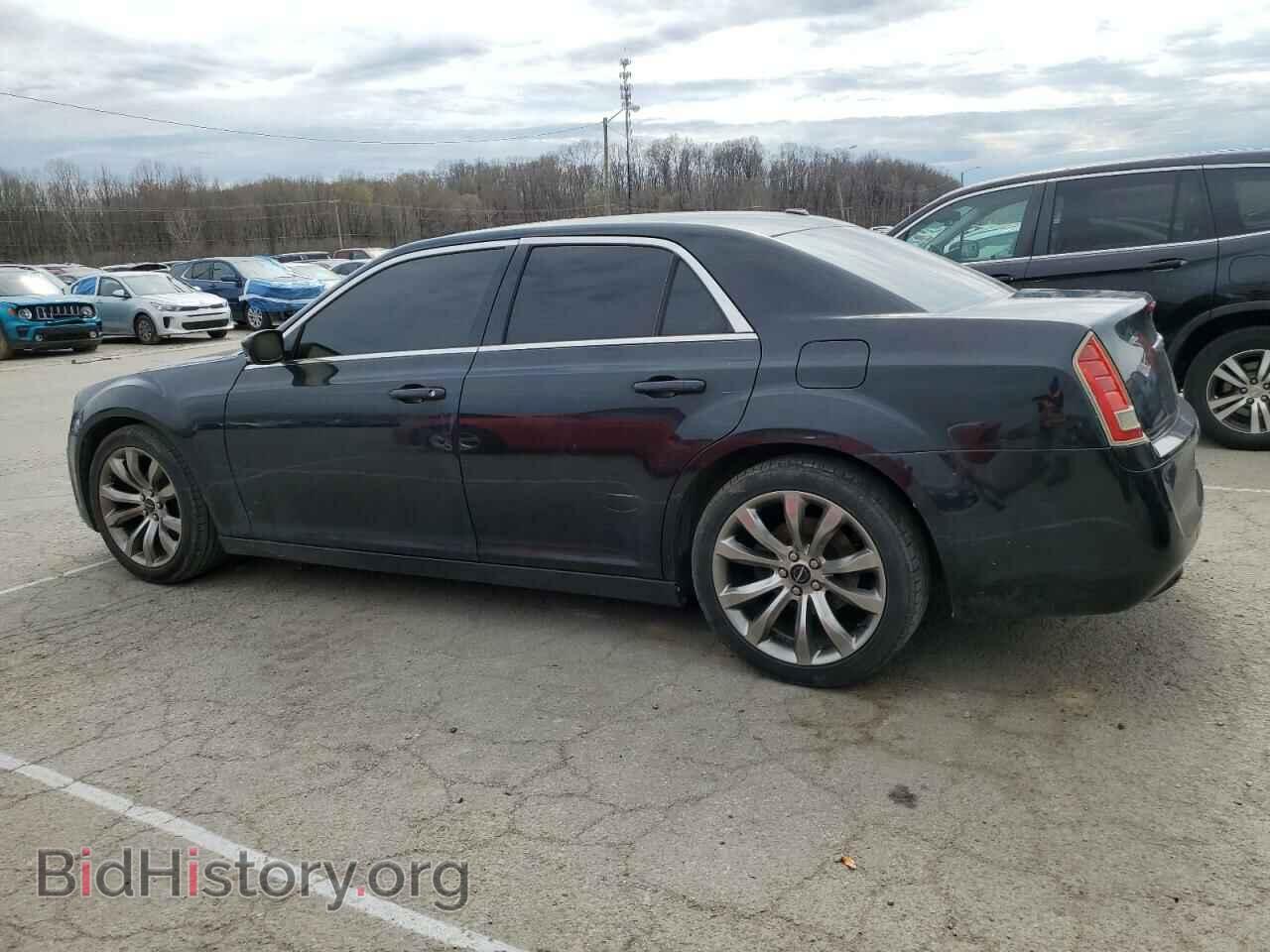 2013 CHRYSLER 300 - VIN: 2C3CCABG5DH658911 - Фото 2