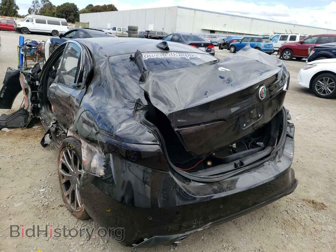 2017 ALFA ROMEO GIULIA - VIN: ZARFAEBN3H7536561 - Фото 9