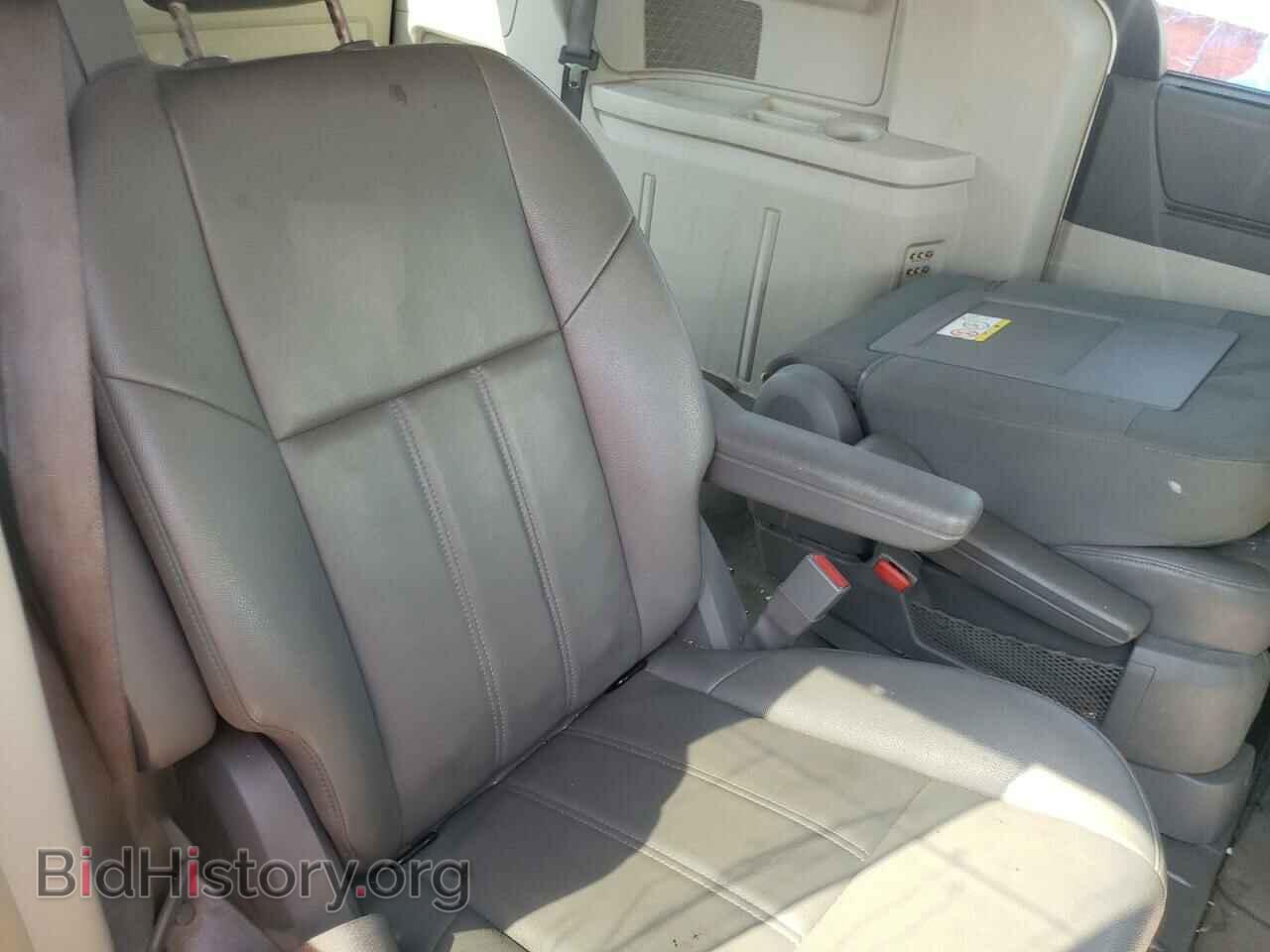 2008 CHRYSLER MINIVAN - VIN: 2A8HR54P78R713906 - Фото 6