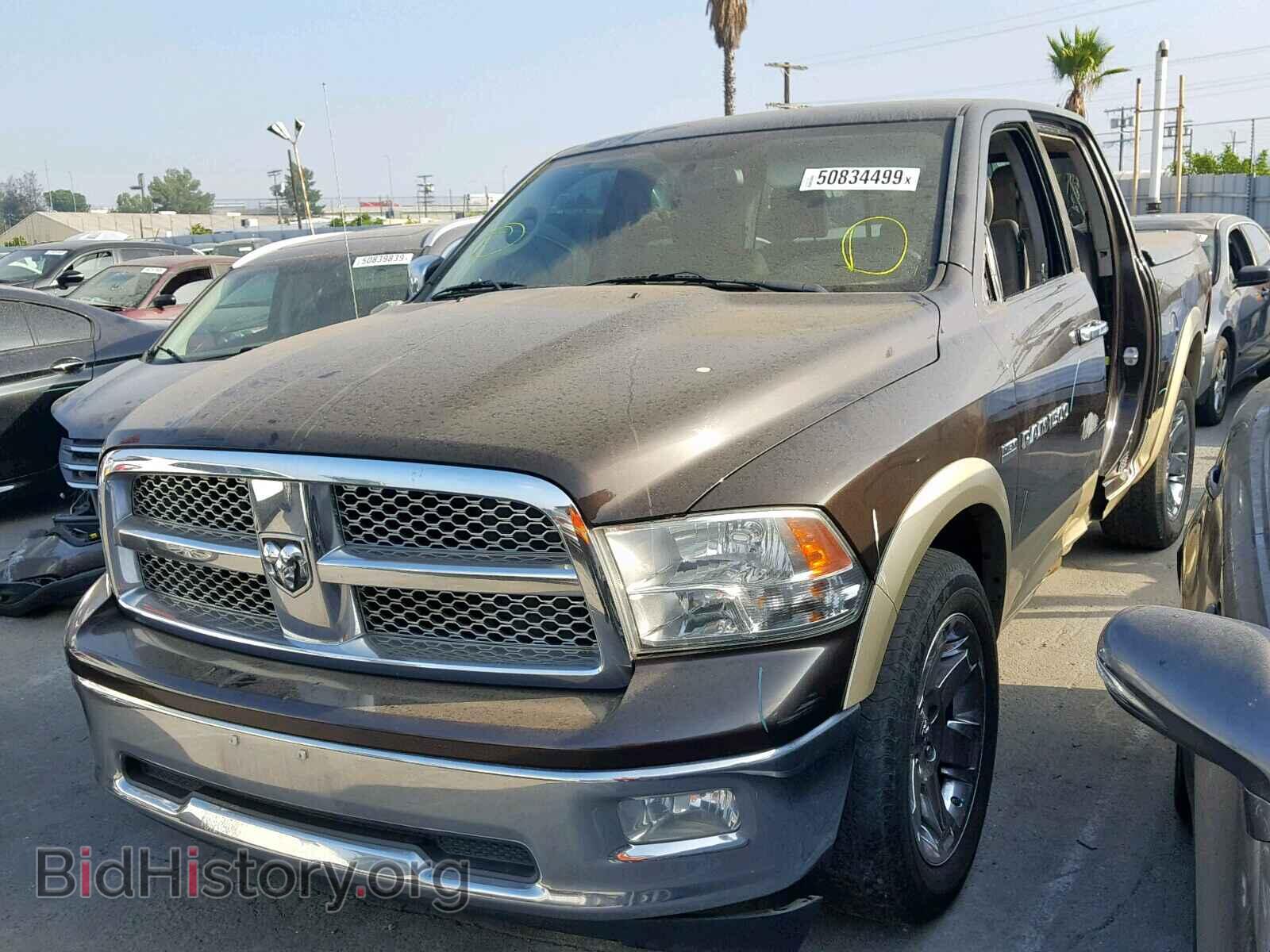 2011 DODGE RAM 1500 - VIN: 1D7RB1CT7BS547843 - Фото 2