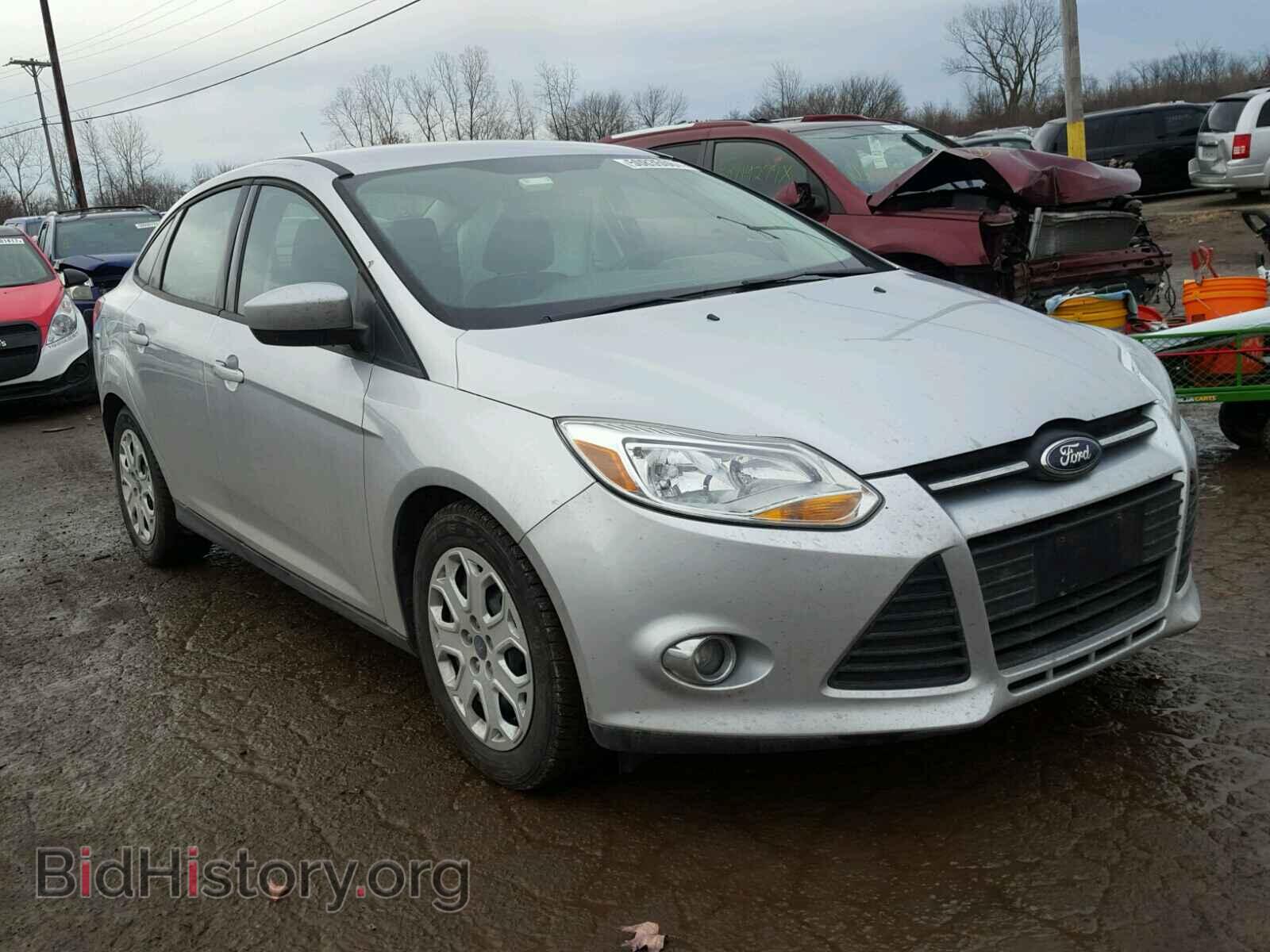 Photo 1FAHP3F24CL475782 - FORD FOCUS 2012