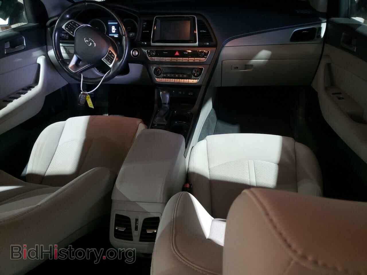 2019 HYUNDAI SONATA - VIN: 5NPE34AF5KH821950 - Фото 8