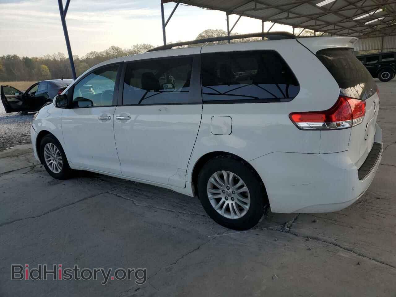 2013 TOYOTA All Models - VIN: 5TDYK3DC4DS396567 - Photo 2