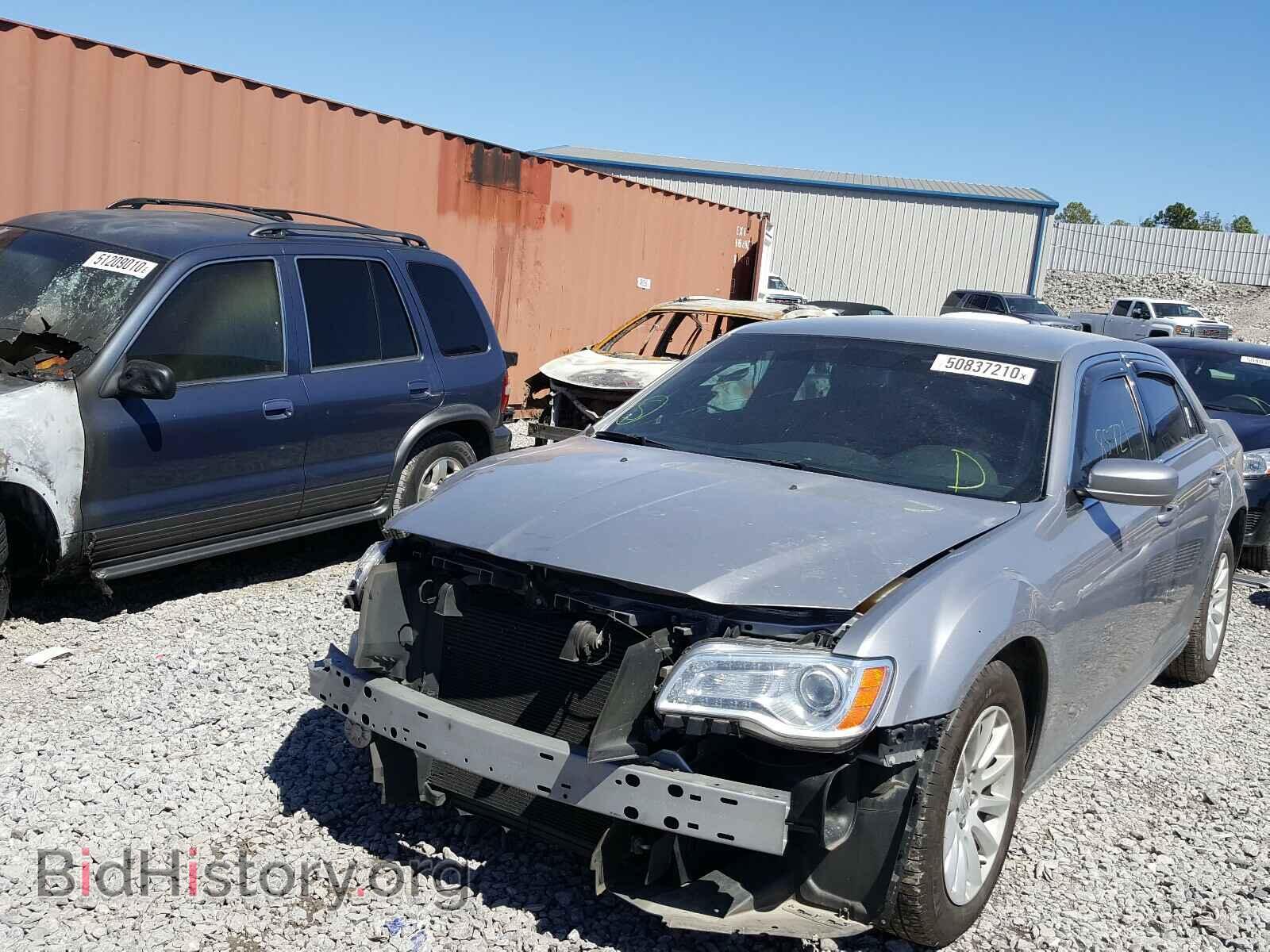 2014 CHRYSLER 300 - VIN: 2C3CCAAG0EH199922 - Фото 2
