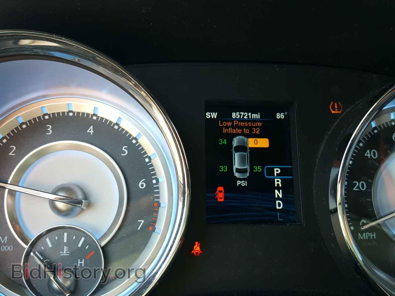 2014 CHRYSLER 300 - VIN: 2C3CCAAG0EH199922 - Фото 8