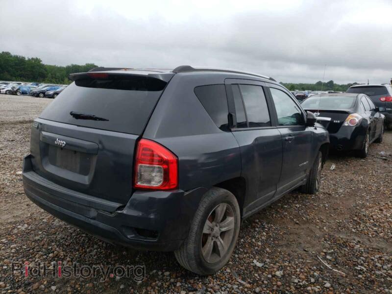 2011 Jeep COMPASS (VIN 1J4NT1FB0BD260156) — фото 4 из 10