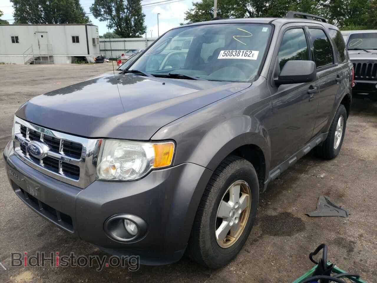 2011 FORD ESCAPE - VIN: 1FMCU0D73BKB36537 - Фото 2