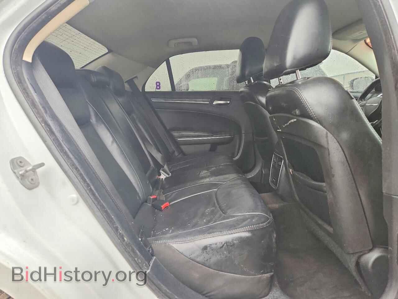 2016 CHRYSLER 300 - VIN: 2C3CCAAG8GH135534 - Фото 10