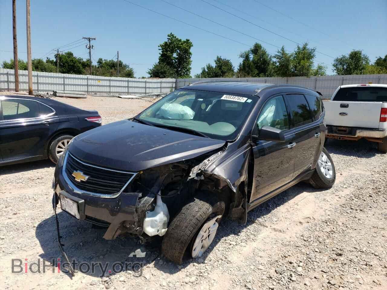 2014 CHEVROLET TRAVERSE - VIN: 1GNKRFKD2EJ364804 - Фото 2