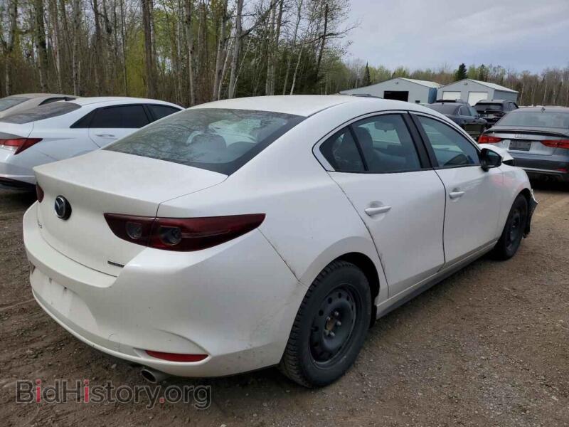 2020 Mazda 3 (VIN 3MZBPAB79LM138607) — photo 3 of 12