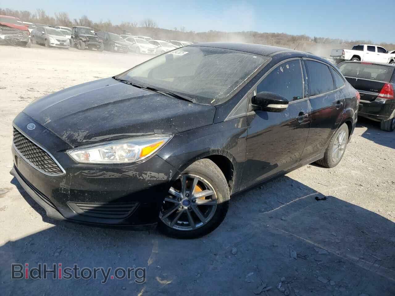 Photo 1FADP3F2XHL257948 - FORD FOCUS 2017