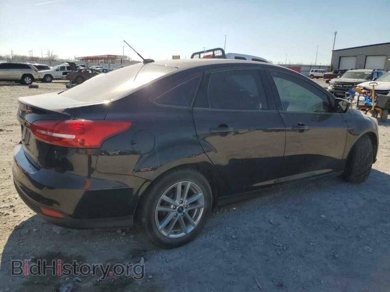 2017 Ford FOCUS (VIN 1FADP3F2XHL257948) — фото 3 из 15