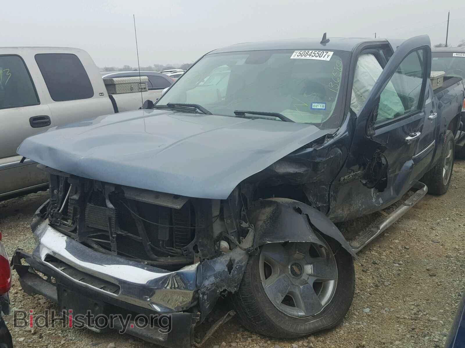 2011 CHEVROLET SILVERADO - VIN: 3GCPCSE05BG256062 - Фото 2