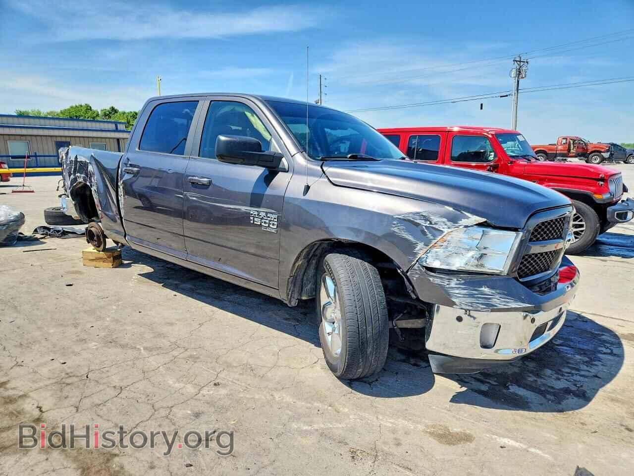 2019 RAM 1500 - VIN: 1C6RR6TT9KS572026 - Фото 4