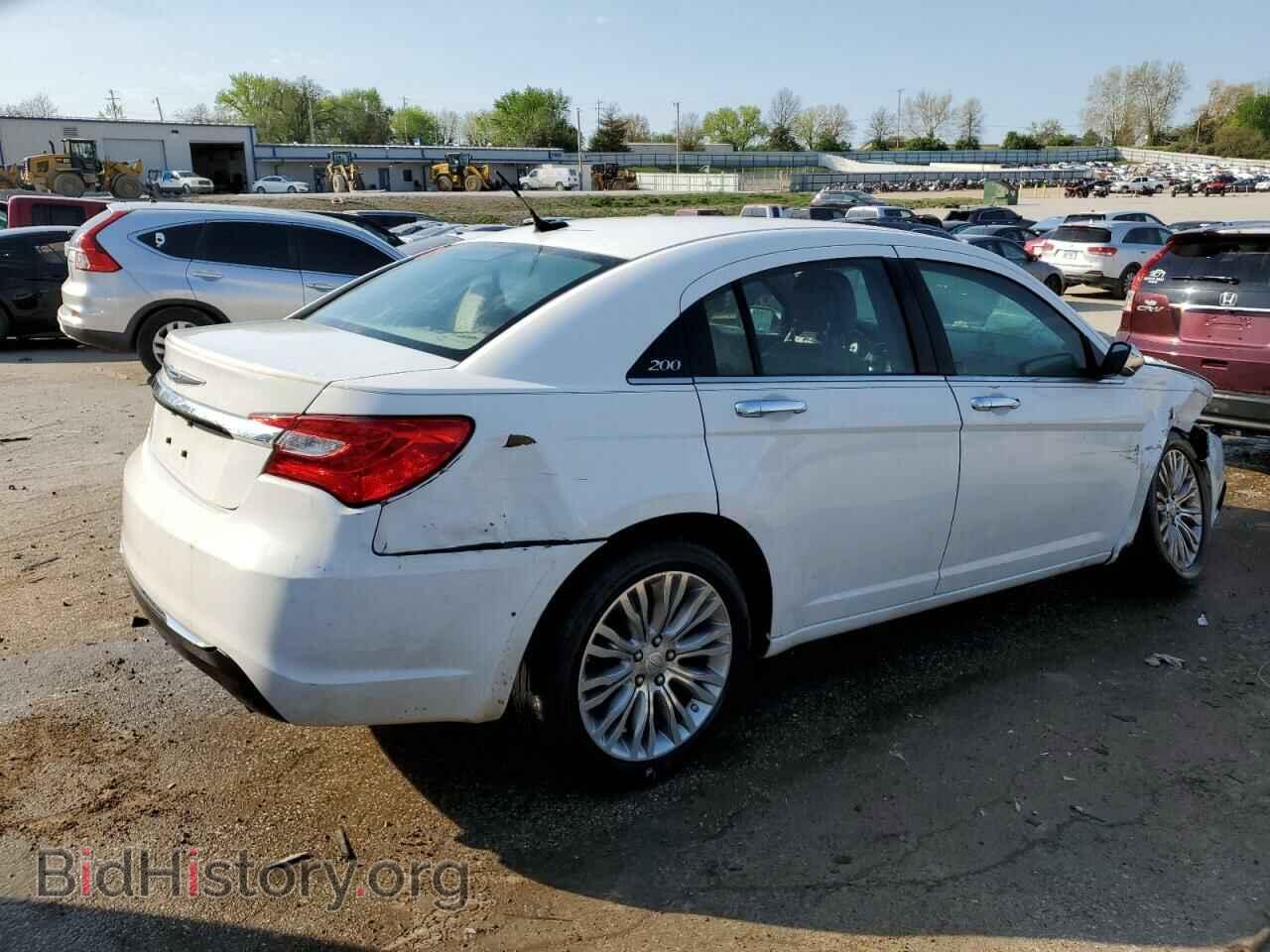2012 CHRYSLER 200 - VIN: 1C3CCBCB2CN307534 - Фото 3