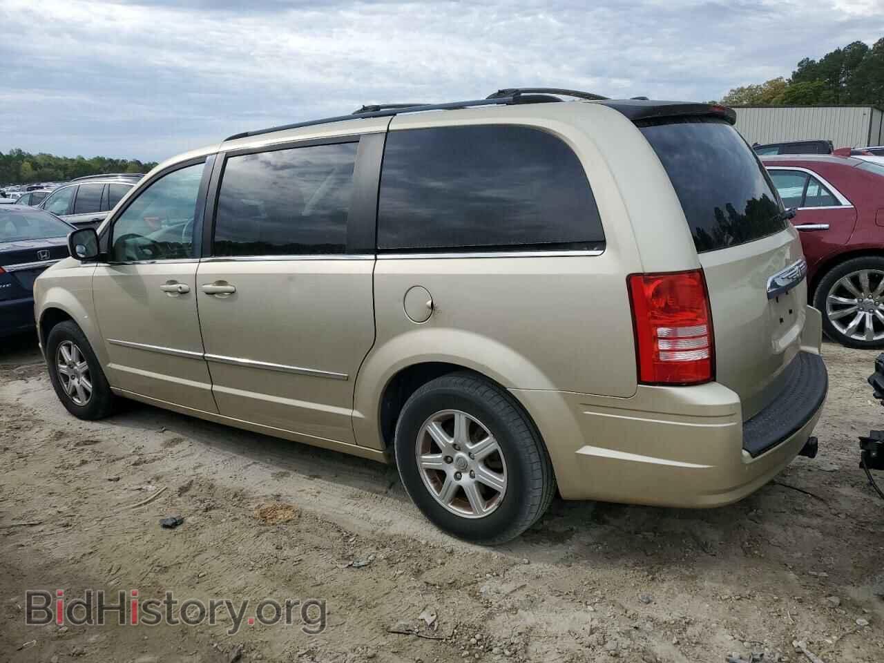 2010 CHRYSLER MINIVAN - VIN: 2A4RR5D17AR271667 - Фото 2