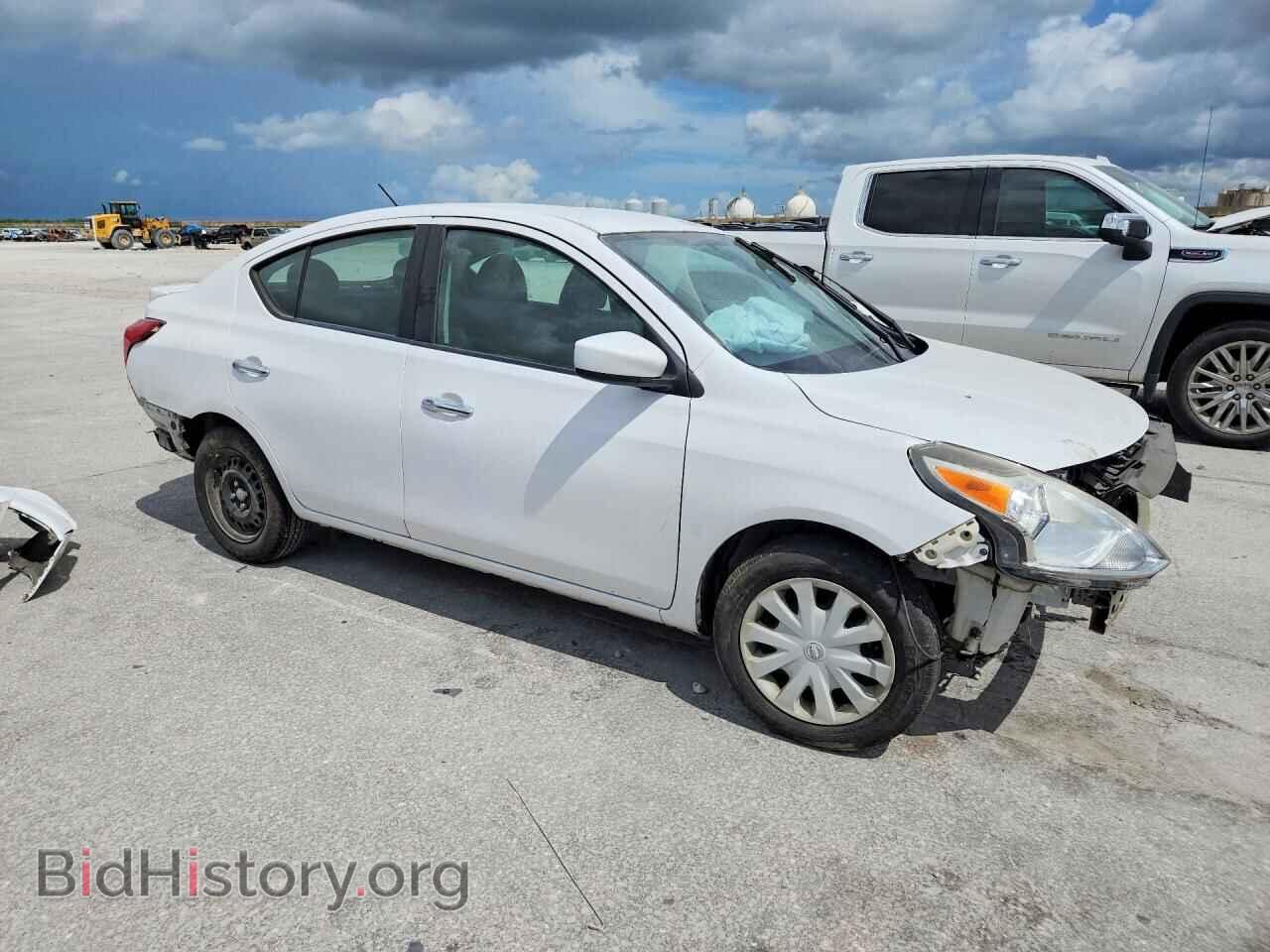 2019 NISSAN VERSA - VIN: 3N1CN7AP3KL850863 - Фото 4