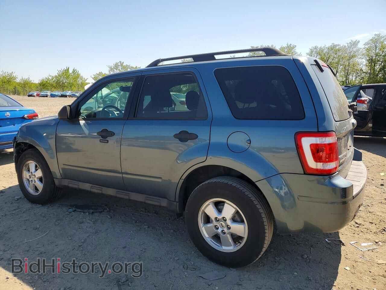 2011 FORD ESCAPE - VIN: 1FMCU0DG1BKC09095 - Фото 2