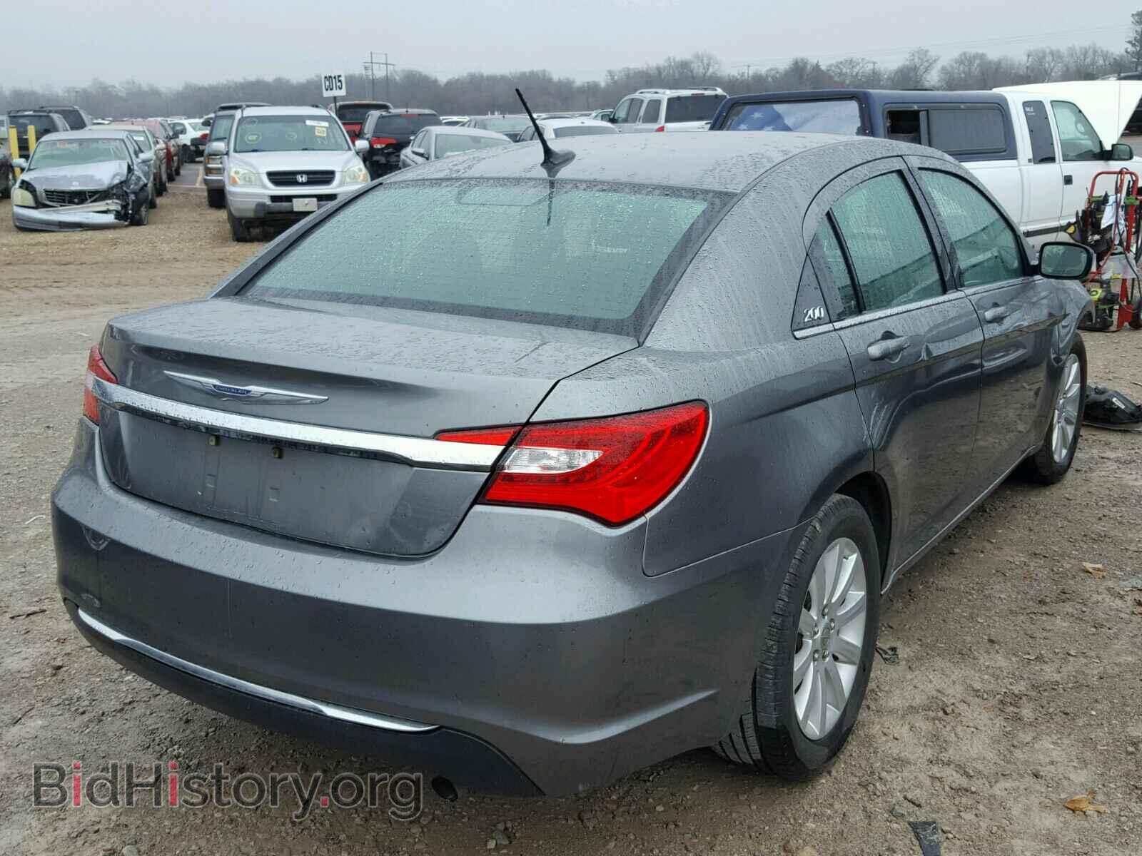 2011 CHRYSLER 200 - VIN: 1C3BC1FB1BN624088 - Фото 4