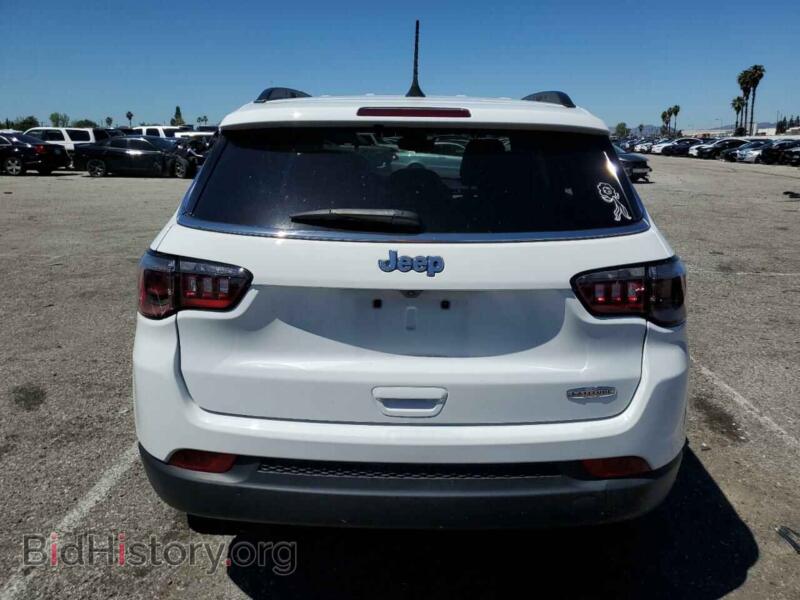 2022 Jeep COMPASS (VIN 3C4NJCBB9NT162805) — photo 6 of 12