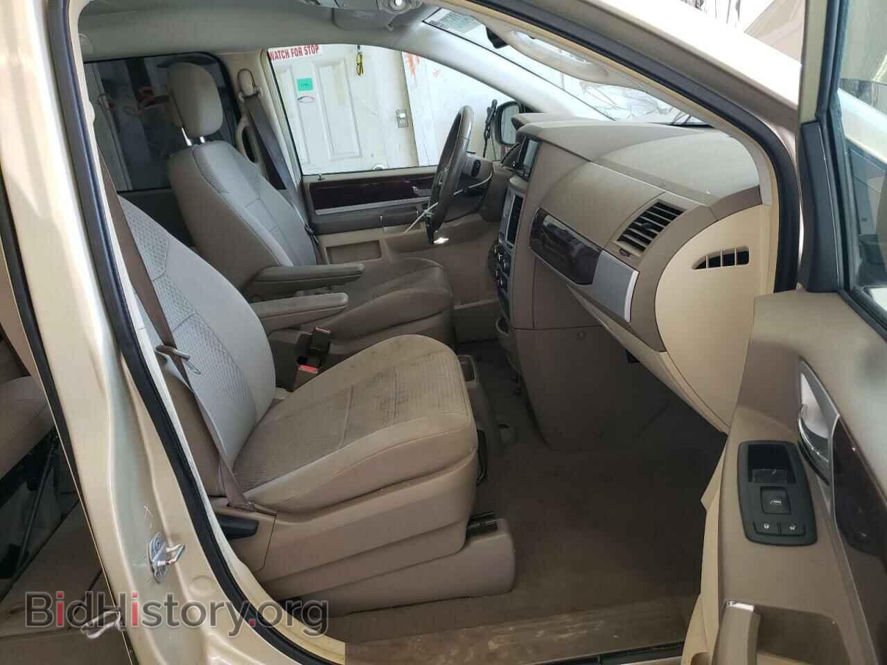 2010 CHRYSLER MINIVAN - VIN: 2A4RR5D15AR450063 - Фото 5