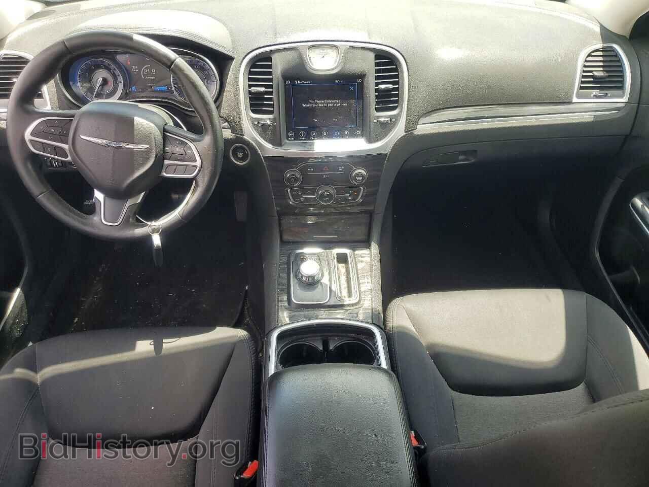 2018 CHRYSLER 300 - VIN: 2C3CCAAG2JH279149 - Photo 8