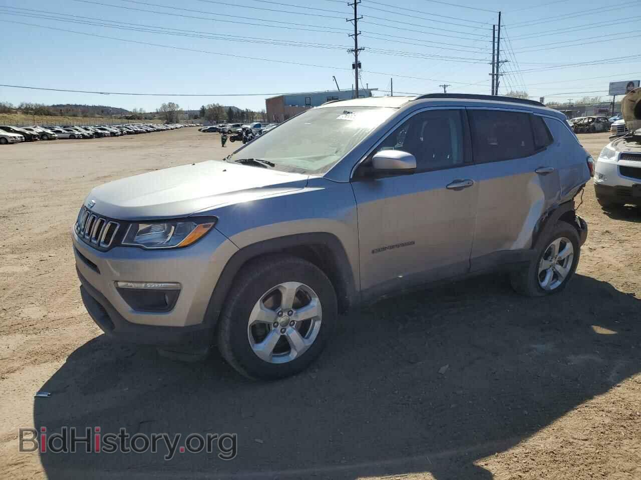 Фотография 3C4NJDBB3HT646592 - JEEP COMPASS 2017