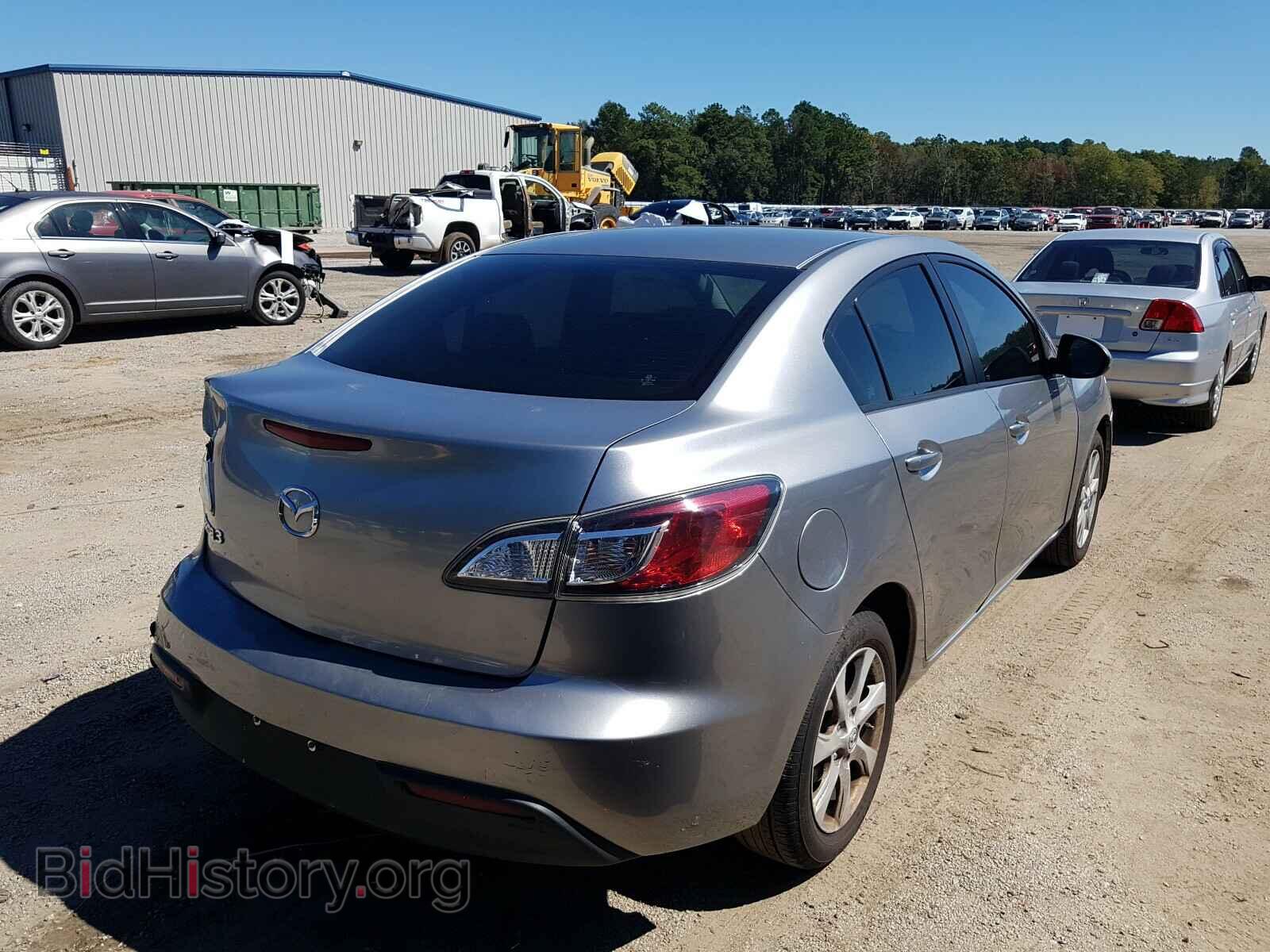 2011 MAZDA 3 - VIN: JM1BL1VF0B1473560 - Фото 4