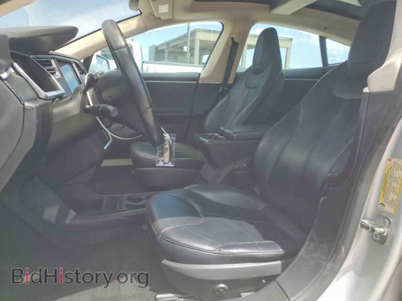 2013 Tesla MODEL S (VIN 5YJSA1CN4DFP04115) — фото 7 из 13