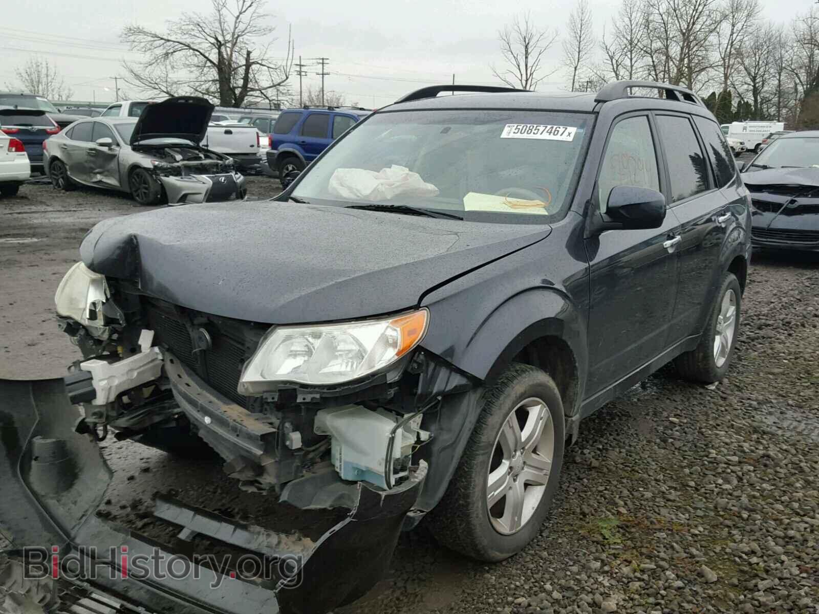 2010 SUBARU FORESTER - VIN: JF2SH6CC2AG738595 - Photo 2