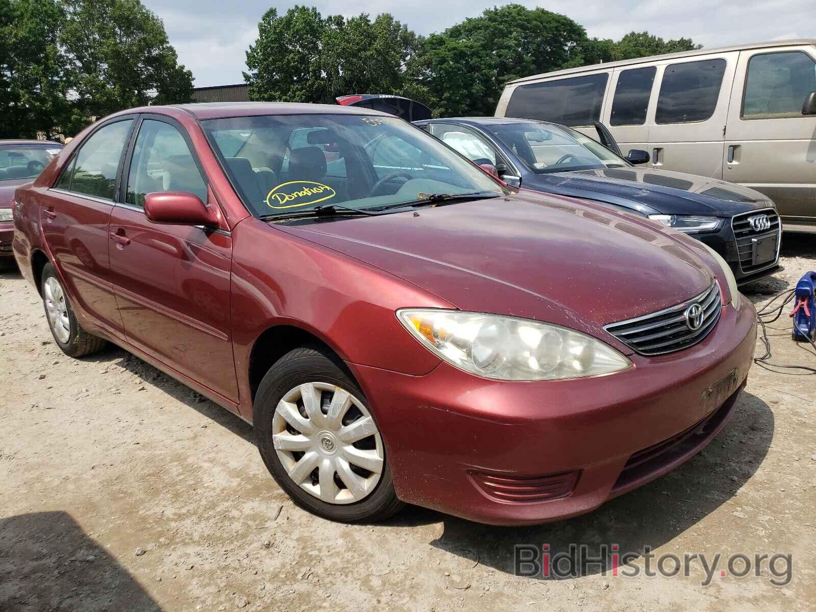 Photo 4T1BE32K86U163633 - TOYOTA CAMRY 2006