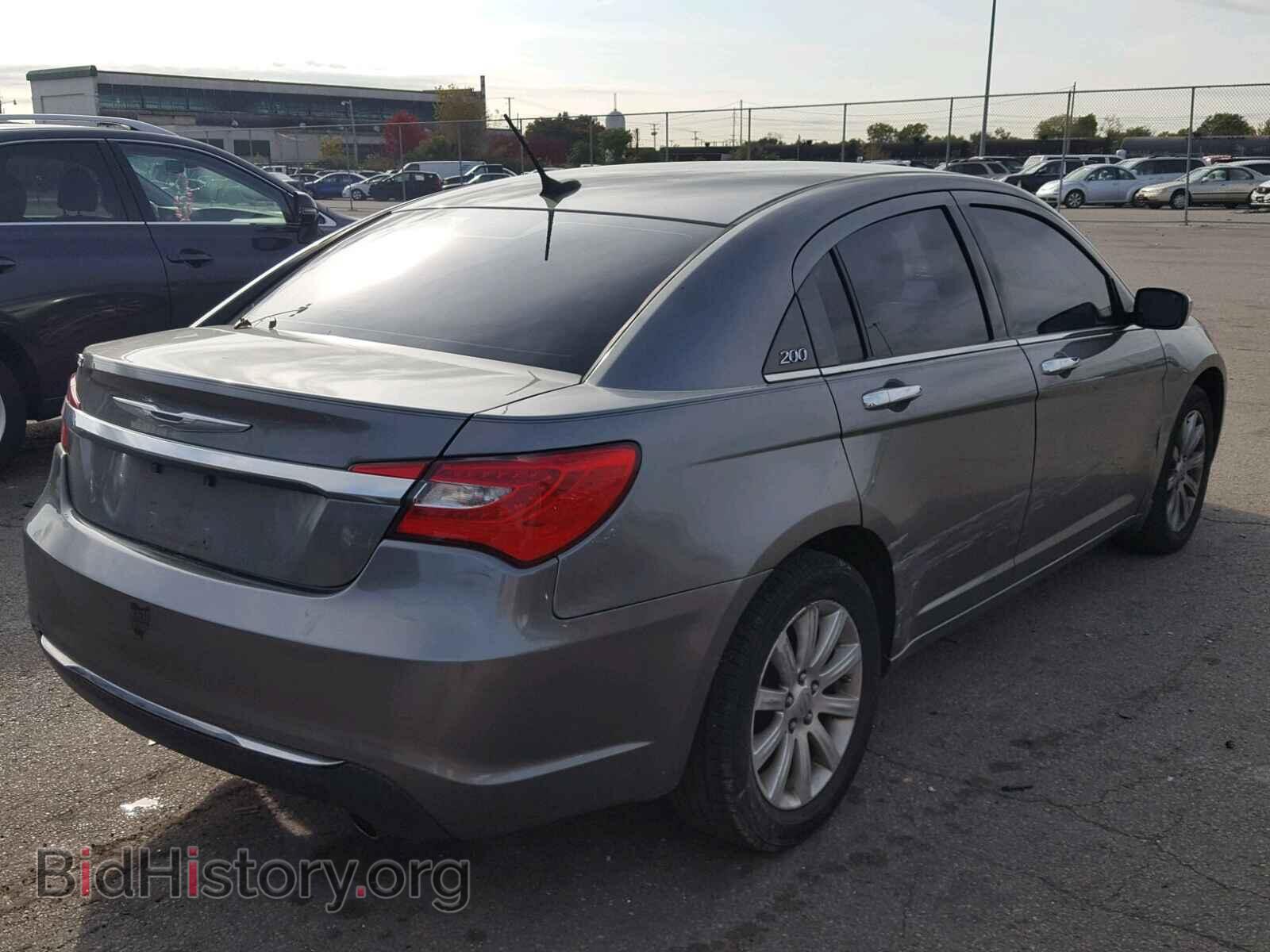 2013 CHRYSLER 200 - VIN: 1C3CCBCG6DN555685 - Фото 4