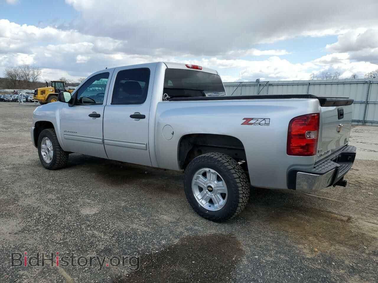 2011 CHEVROLET ALL Models - VIN: 3GCPKSE30BG332686 - Фото 2