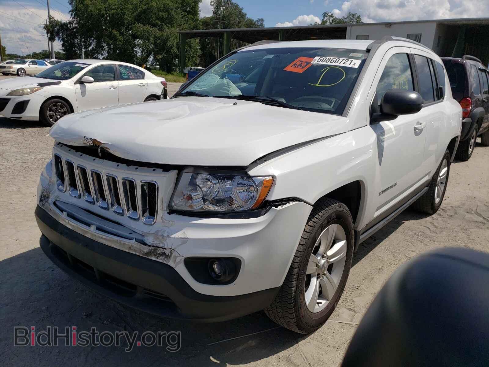 2013 JEEP COMPASS - VIN: 1C4NJDBB5DD281476 - Photo 2
