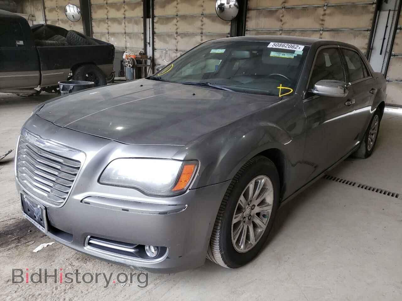 2012 CHRYSLER 300 - VIN: 2C3CCACG3CH212981 - Фото 2