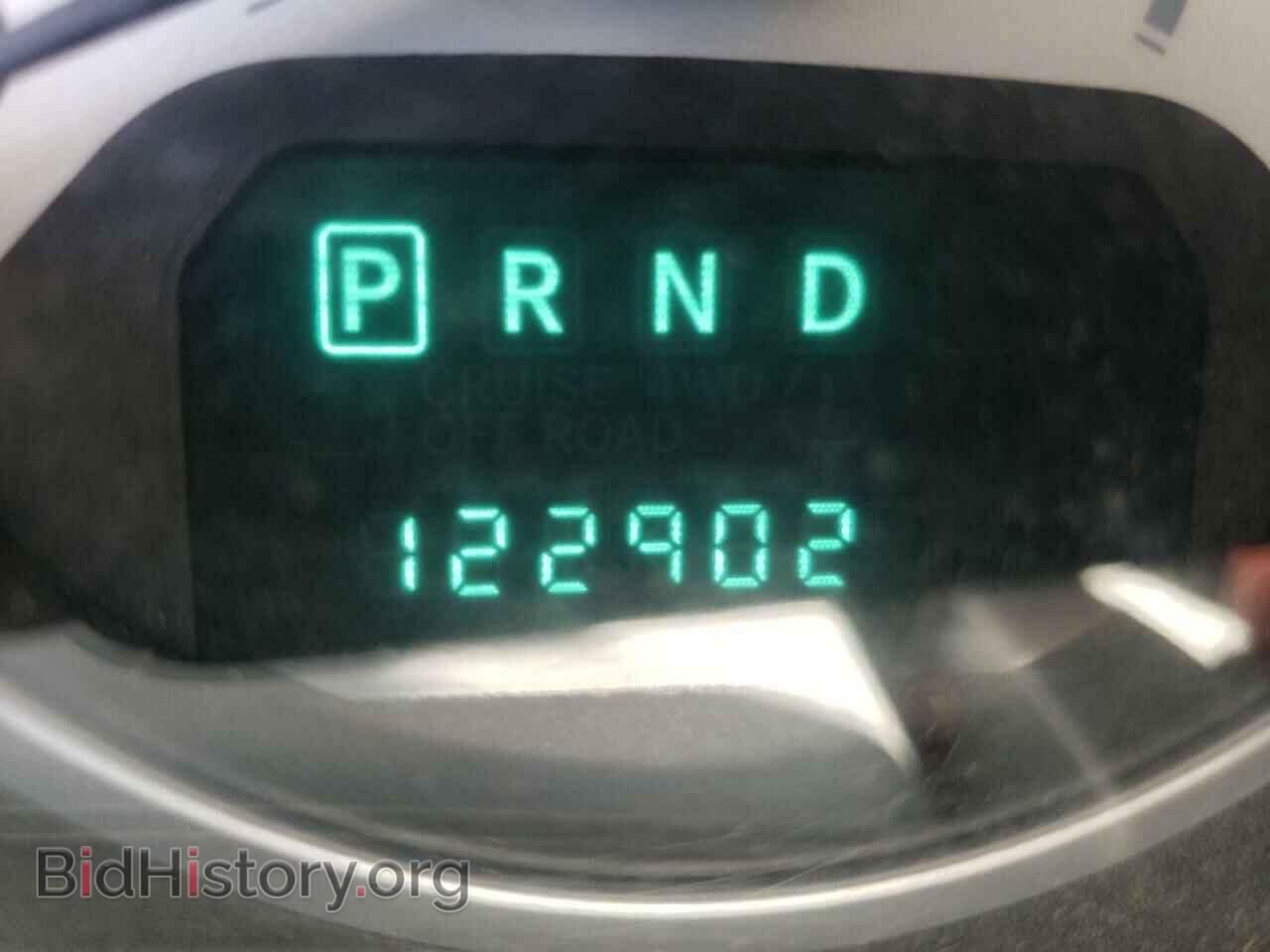 2008 CHRYSLER MINIVAN - VIN: 2A8HR44HX8R606125 - Фото 8