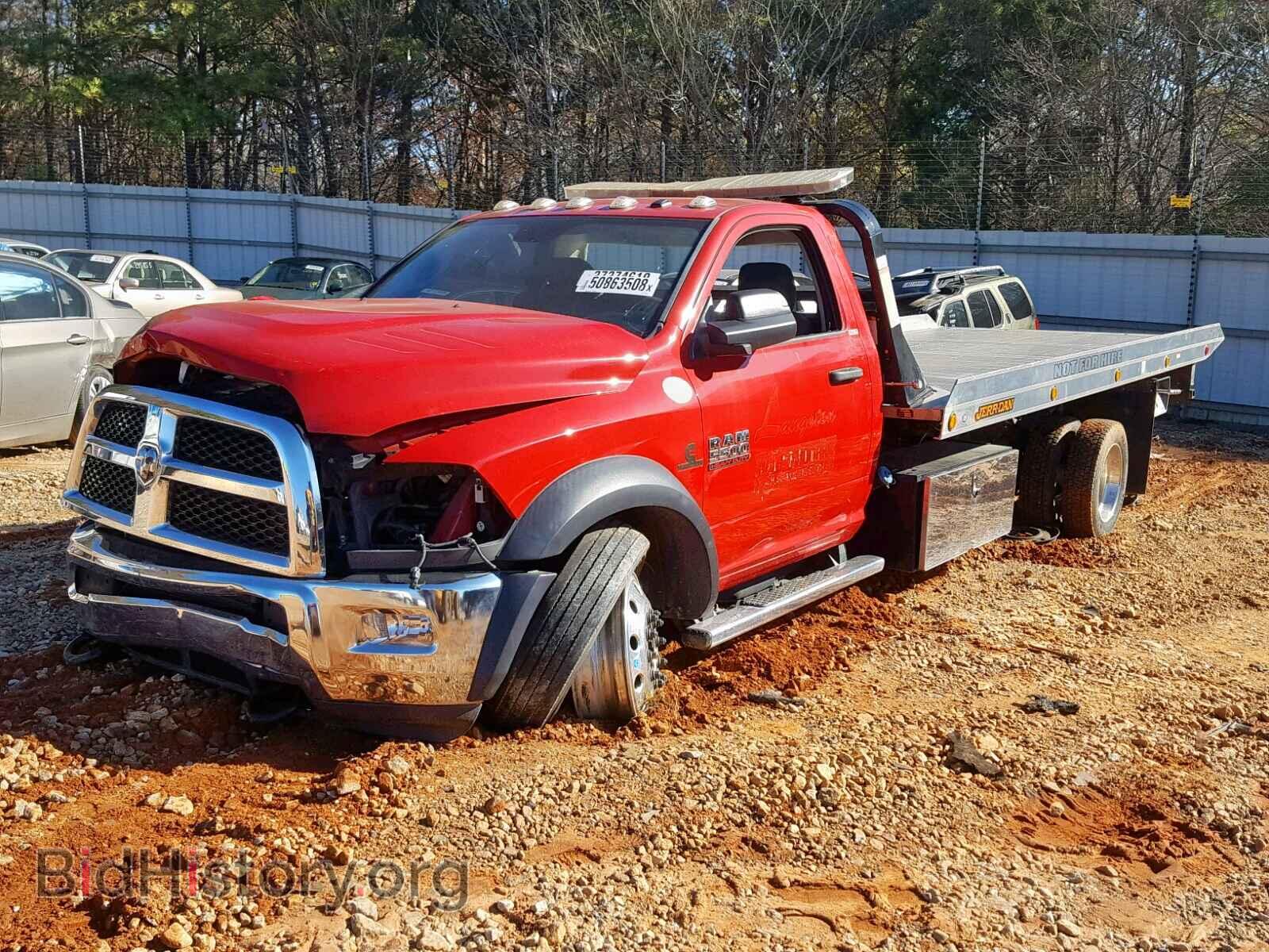 2015 RAM 5500 - VIN: 3C7WRMDL9FG602205 - Фото 2