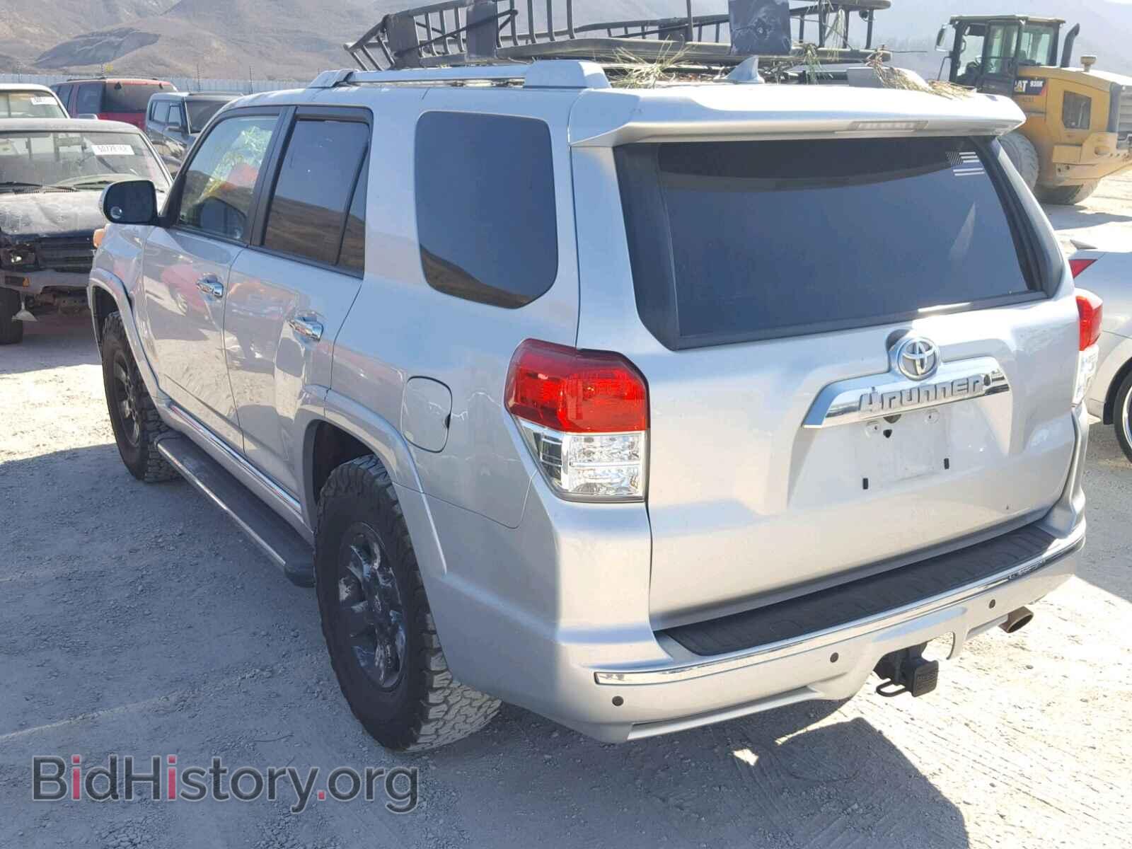 2011 TOYOTA 4RUNNER SR - VIN: JTEZU5JR3B5015437 - Фото 3