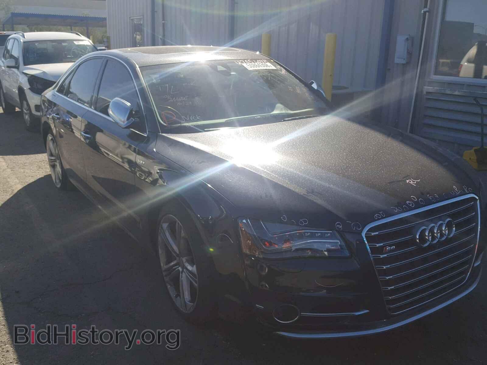 Photo WAUD2AFD1DN005371 - AUDI S8 2013