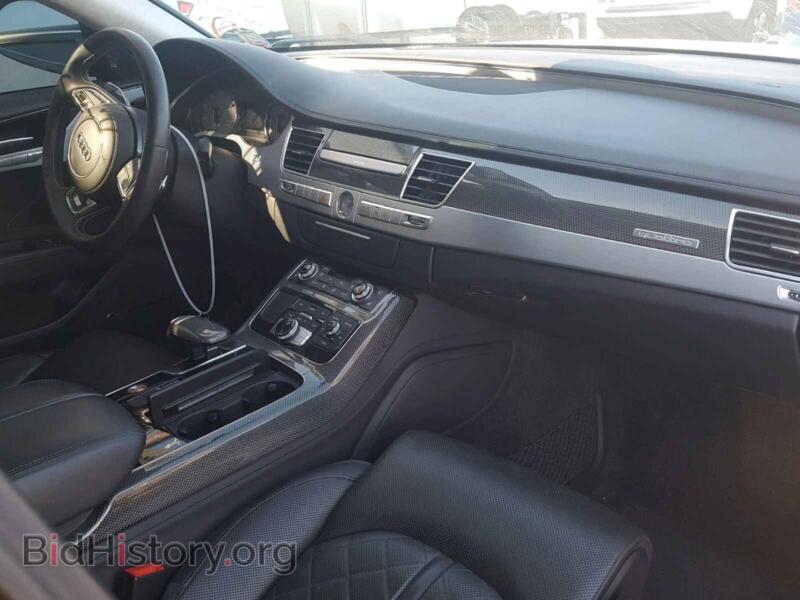 2013 Audi S8 (VIN WAUD2AFD1DN005371) — photo 9 of 10