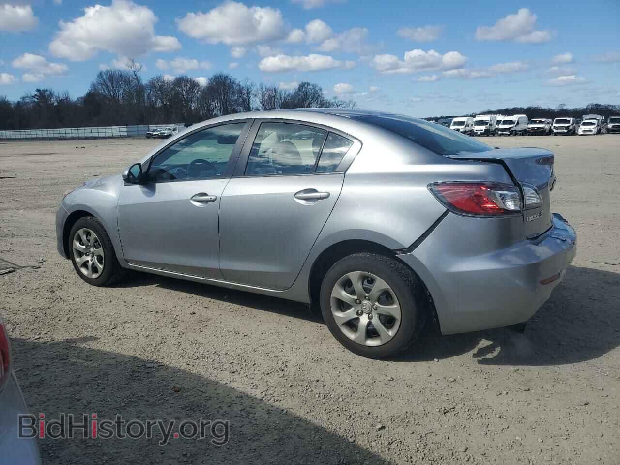 2013 MAZDA 3 - VIN: JM1BL1UP1D1831472 - Фото 2