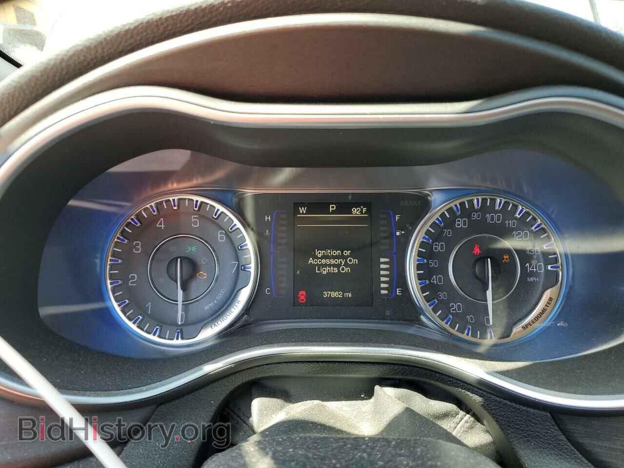 2016 CHRYSLER 200 - VIN: 1C3CCCAB9GN162586 - Фото 9