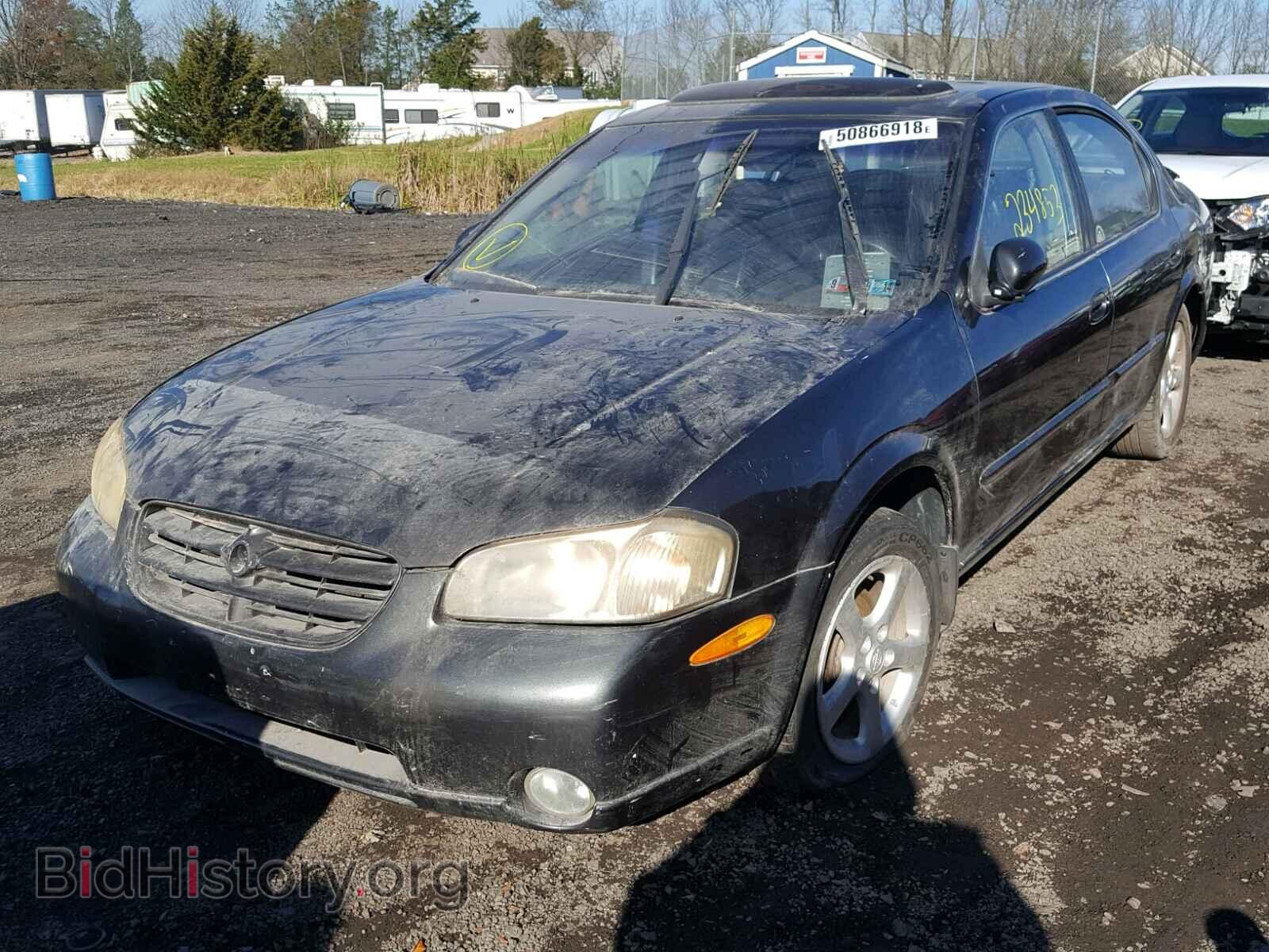 2000 NISSAN MAXIMA - VIN: JN1CA31A3YT005290 - Photo 2