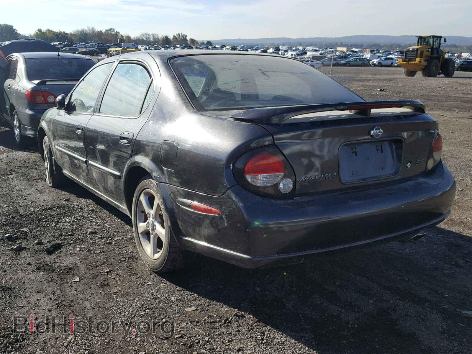 2000 NISSAN MAXIMA - VIN: JN1CA31A3YT005290 - Photo 3