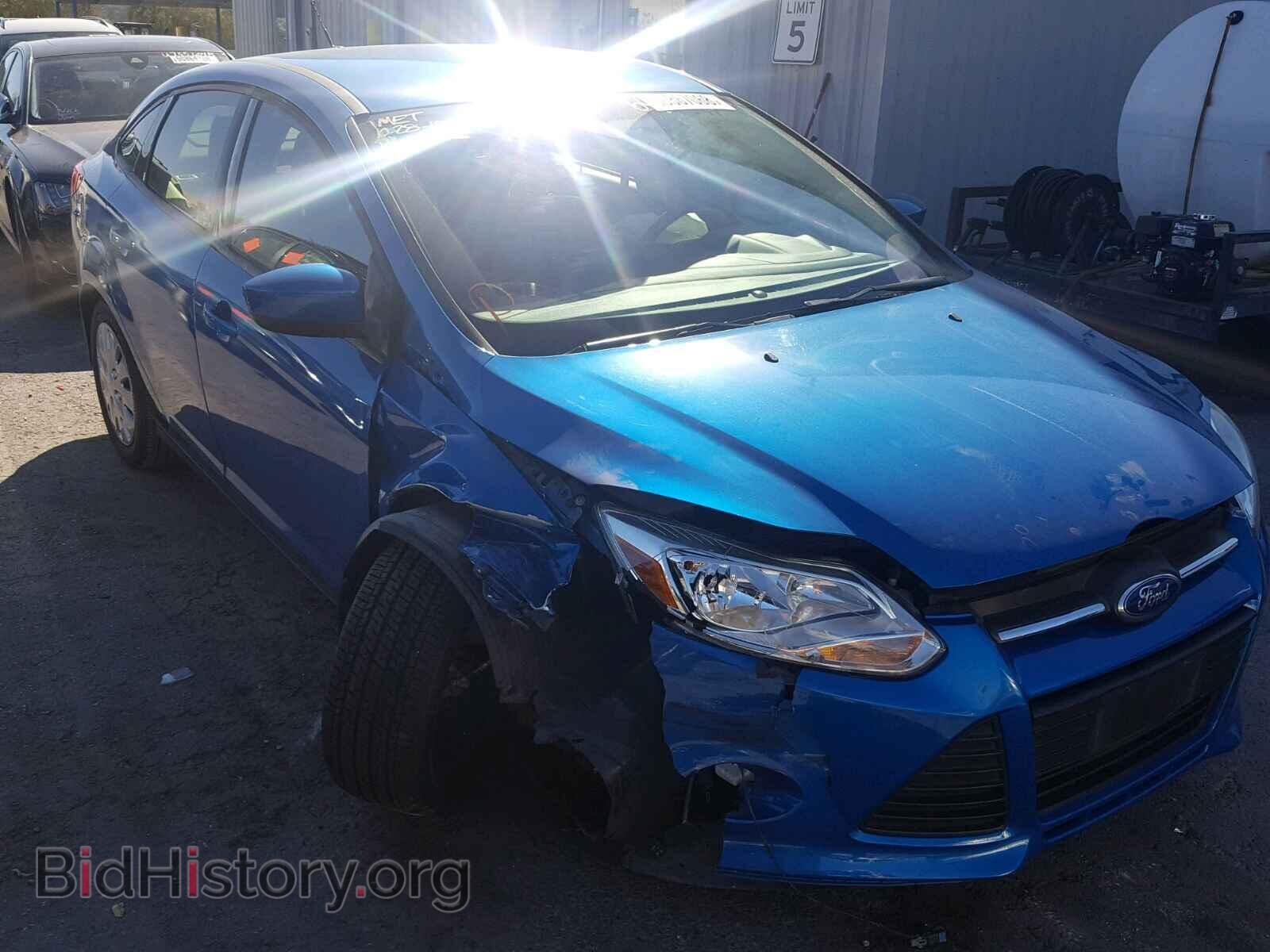 Photo 1FAHP3F24CL227953 - FORD FOCUS 2012