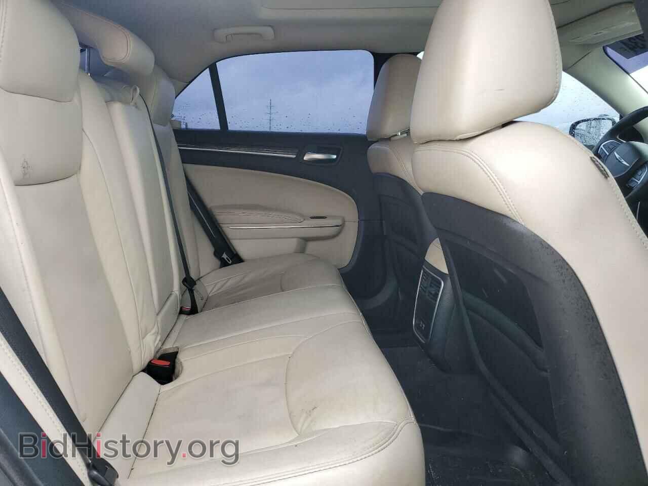 2016 CHRYSLER 300 - VIN: 2C3CCARG0GH261651 - Фото 10