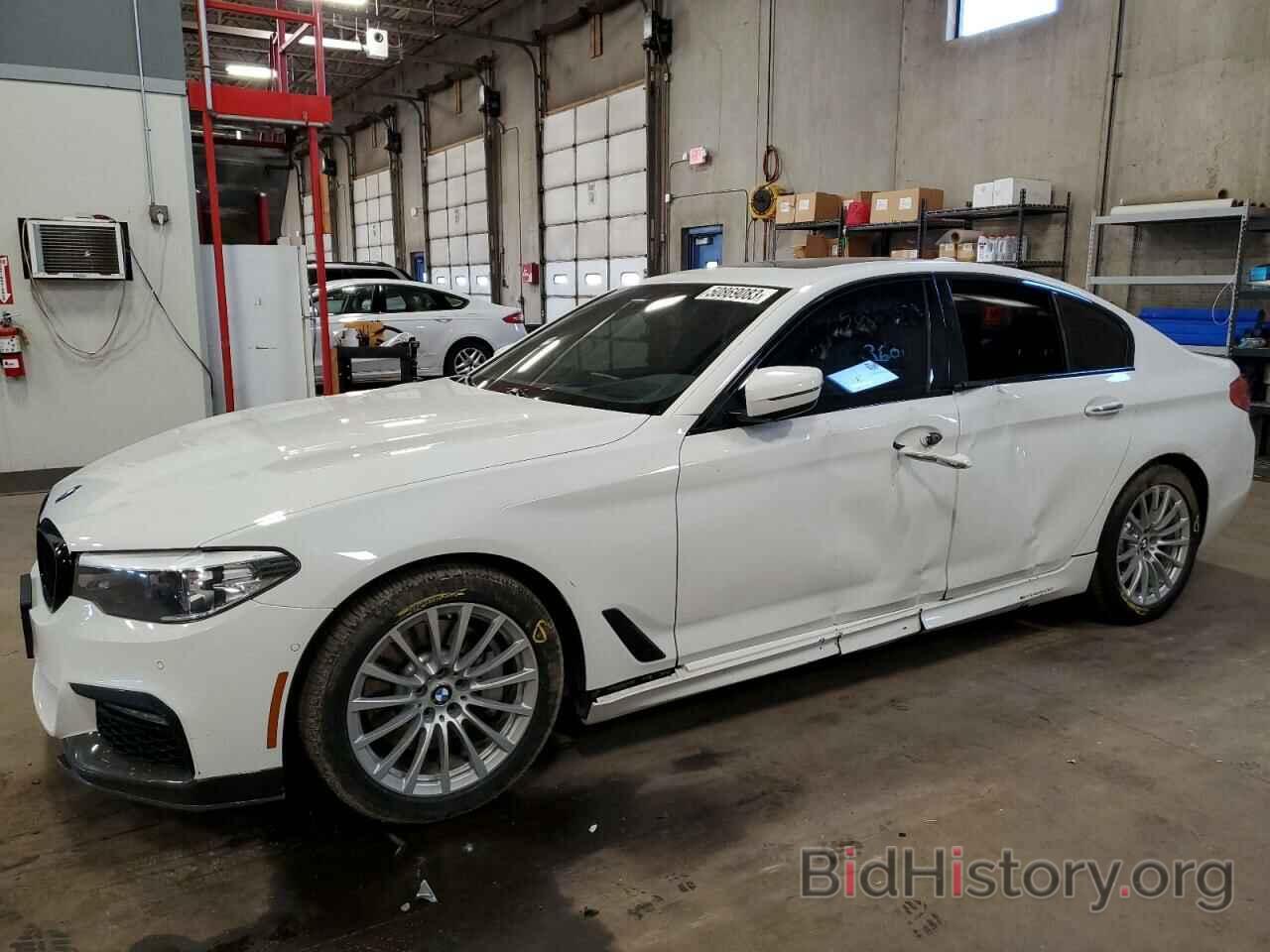 Photo WBAJE7C50JWD53262 - BMW 5 SERIES 2018